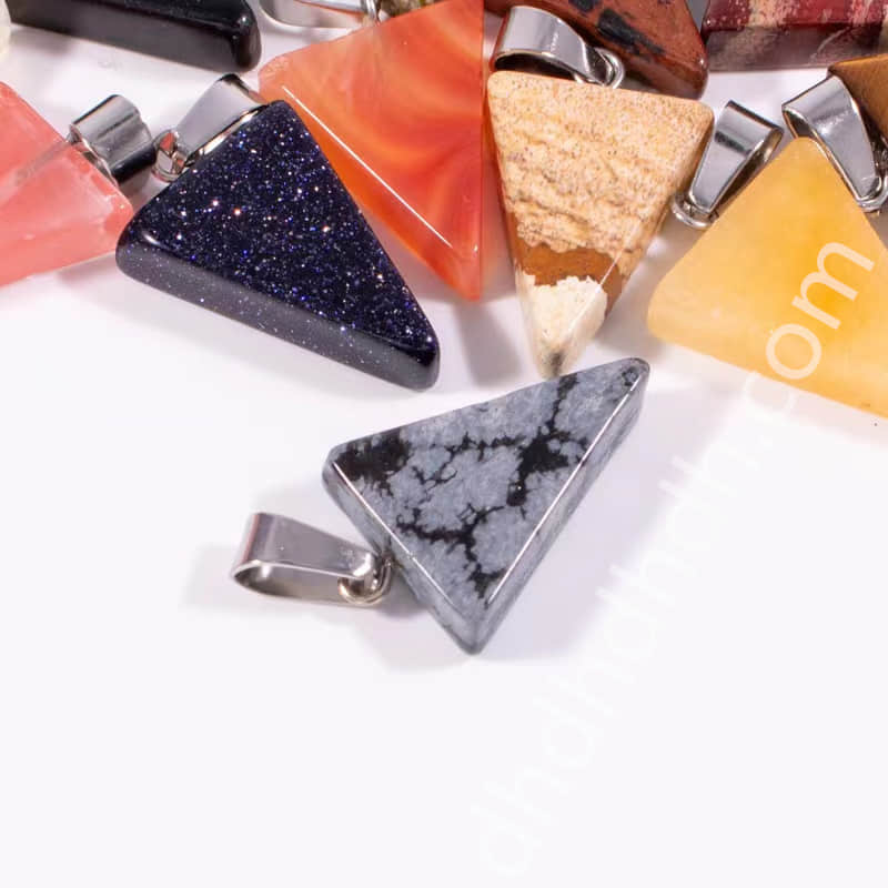 Mixed 10pcs triangle pendants one bag