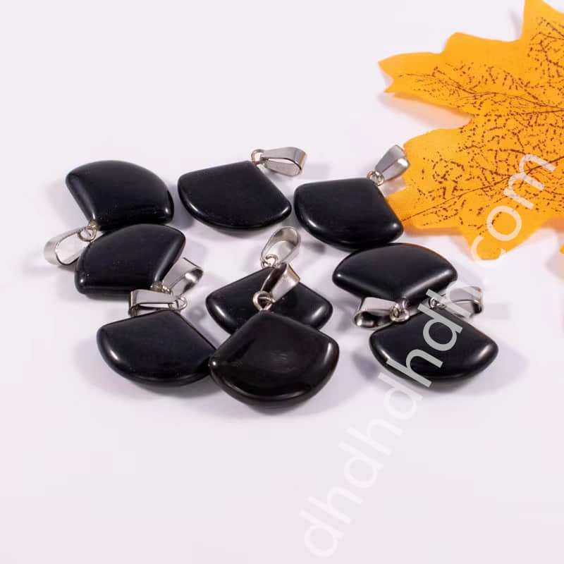 Mixed 10pcs leaf pendants one bag