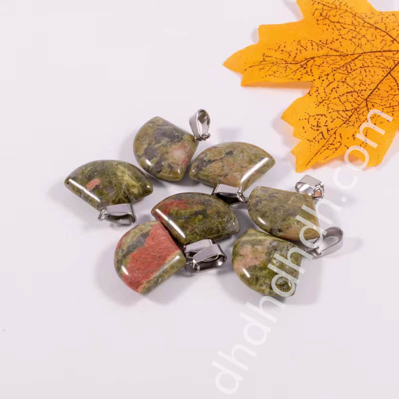 Mixed 10pcs leaf pendants one bag