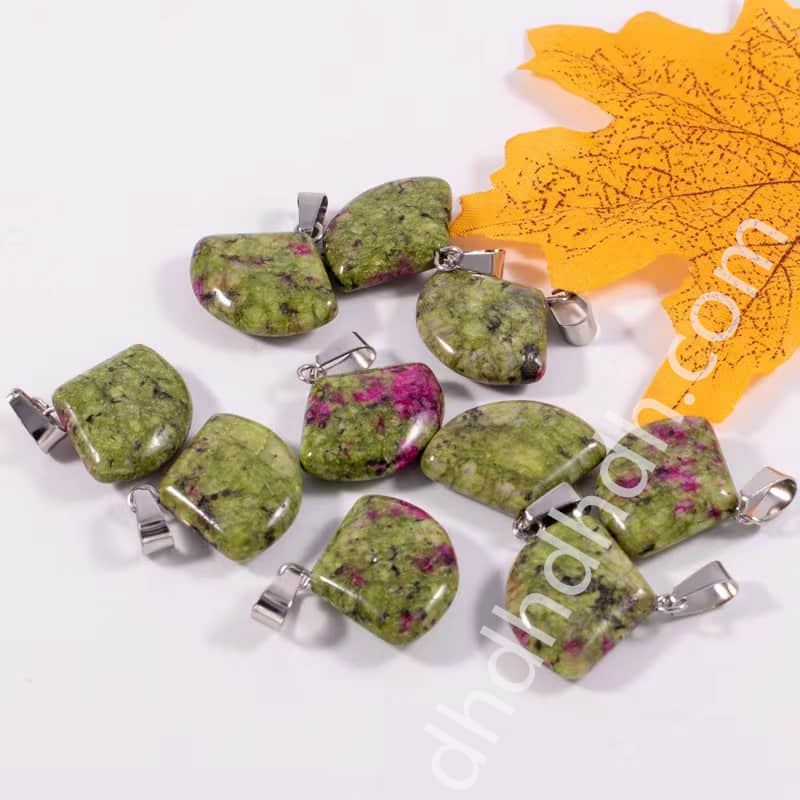 Mixed 10pcs leaf pendants one bag