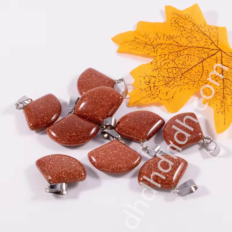 Mixed 10pcs leaf pendants one bag